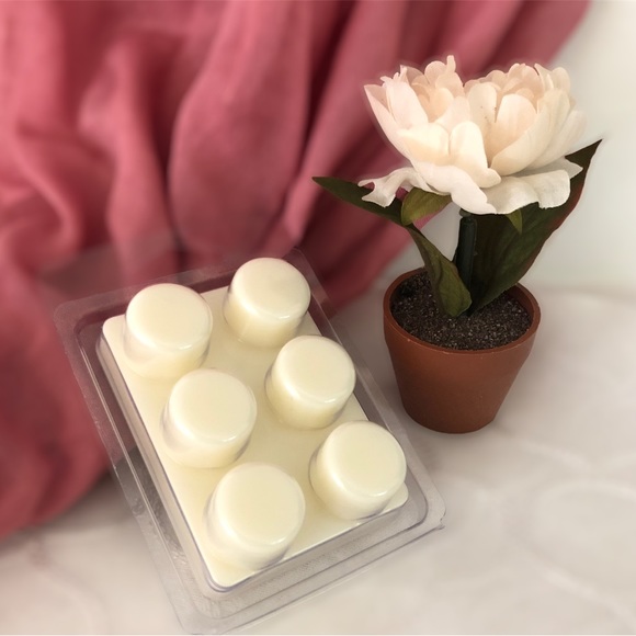 2 Wax Melts Wishes & Honeysuckle Jasmine - Picture 2 of 3